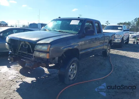 2004 Chevrolet Silverado 1500 Ls from USA, damaged, VIN 2GCEC19T841177552
